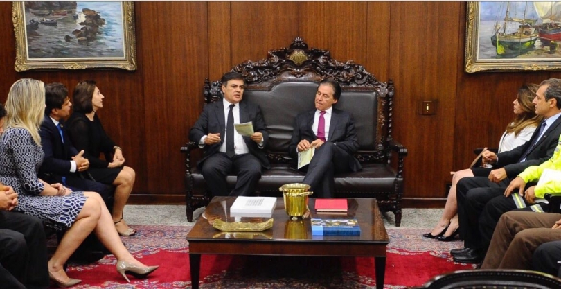 Presidente do Senado, Eunício Oliveira, recebe presidente do SINDEPOL (3)